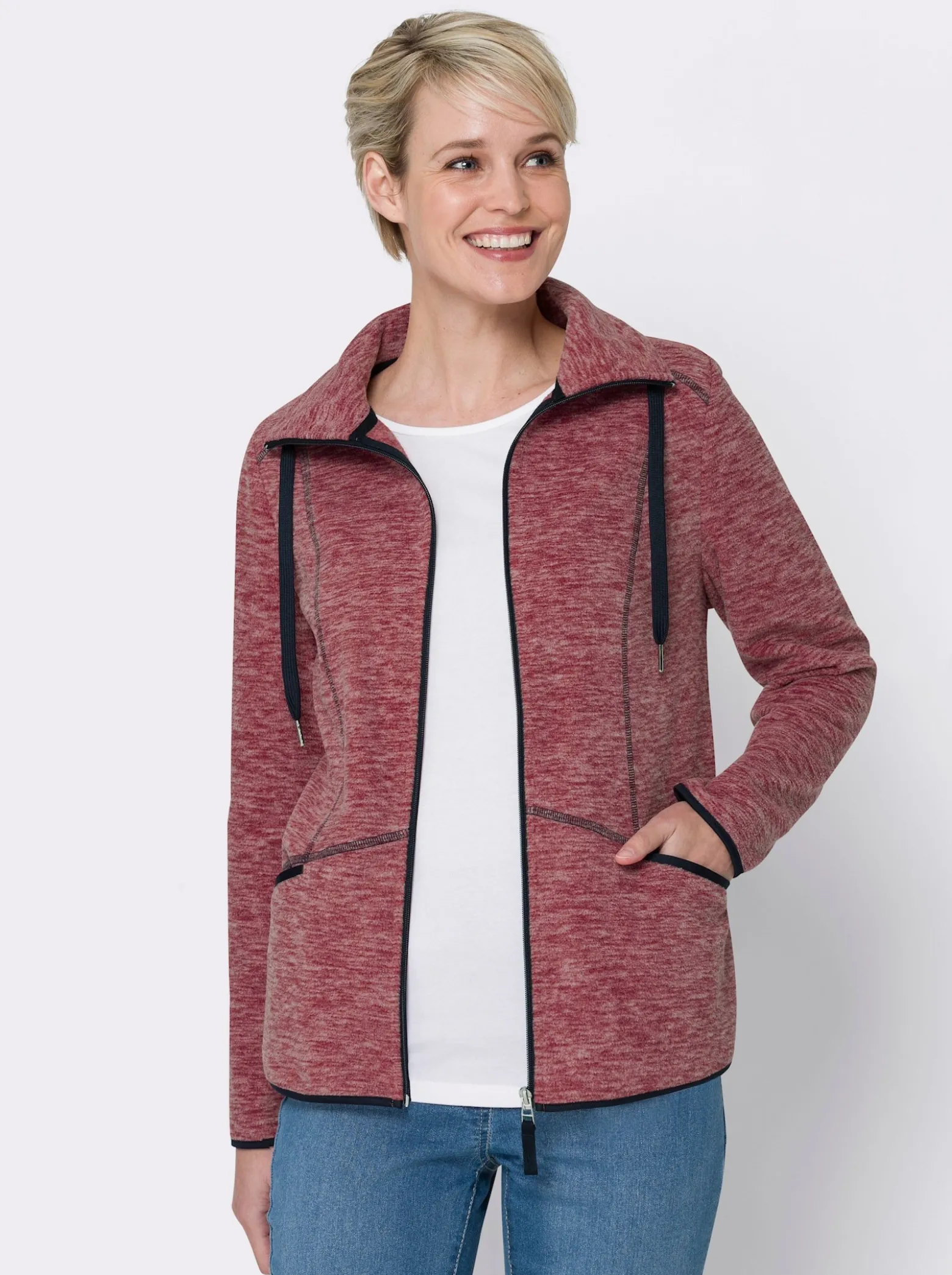 Fleecejacke mit Stehkragen, weiteregulierbar