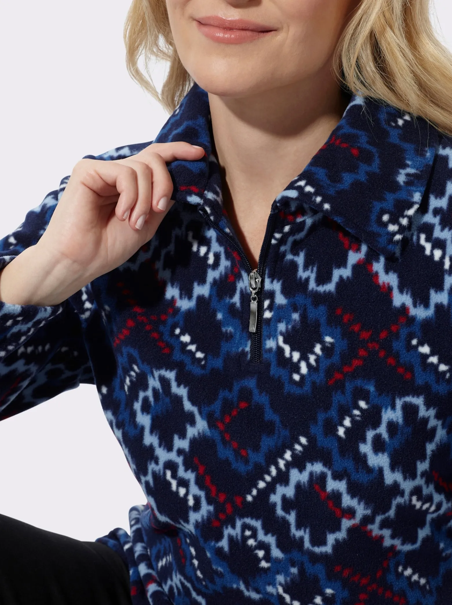 Fleeceshirt mit modischem Muster