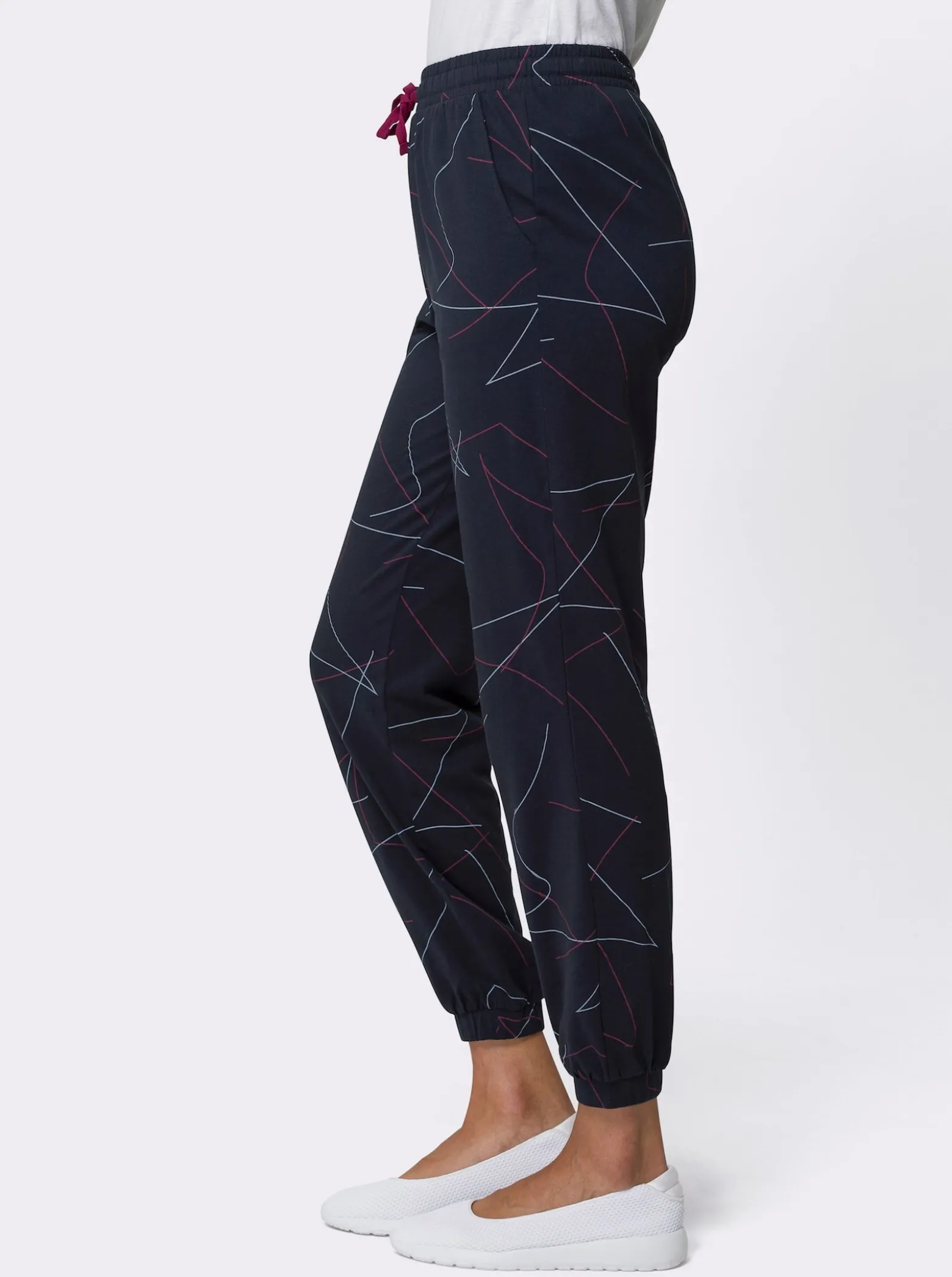Freizeithose Gummibündchen am Bein