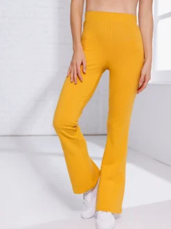 Freizeithose in Schlaghosen-Form
