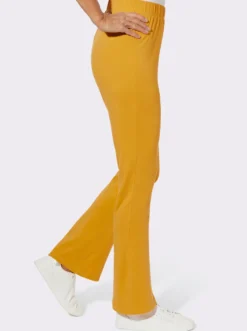 Freizeithose in Schlaghosen-Form