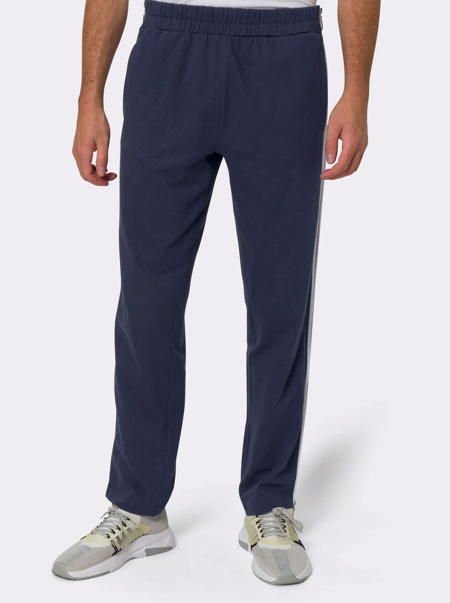 Freizeithose mit Bein-Zipper