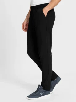 Freizeithose mit Belüftungslöchern