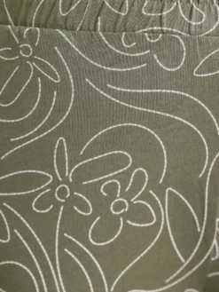 Freizeithose mit Blumen-Druck