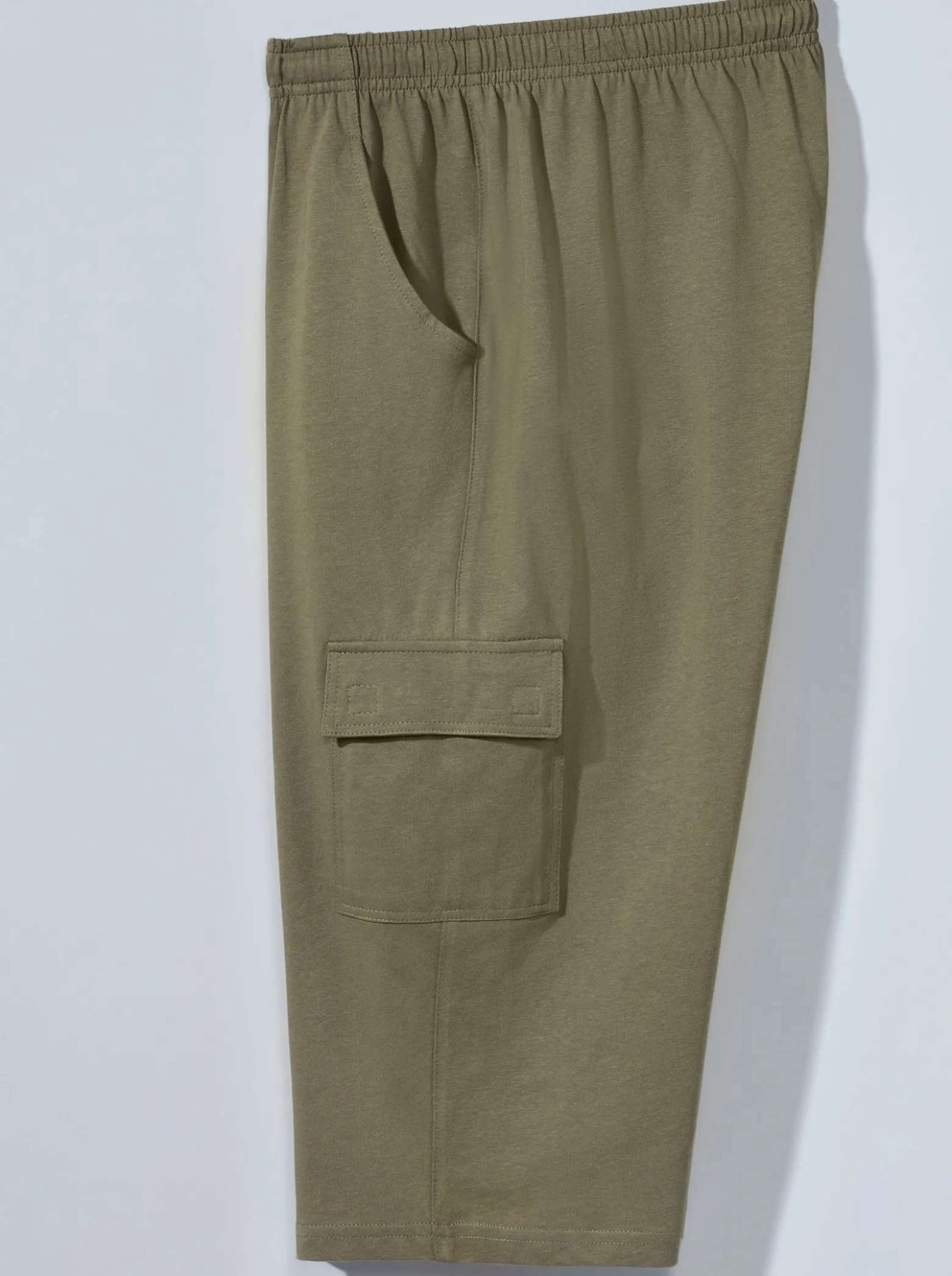 Freizeithose mit Cargo-Taschen, aufgesetzt