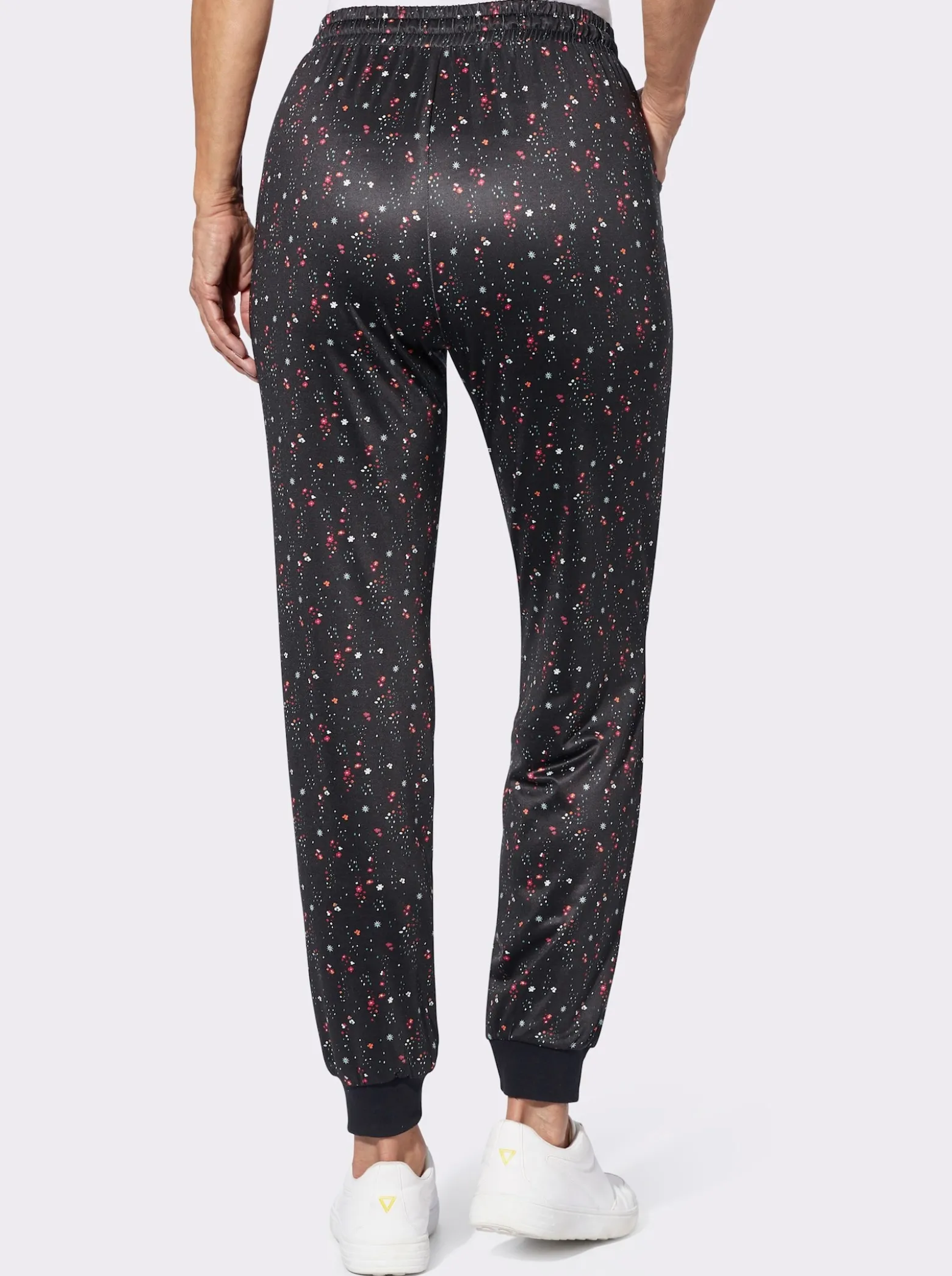 Freizeithose mit Fußbündchen