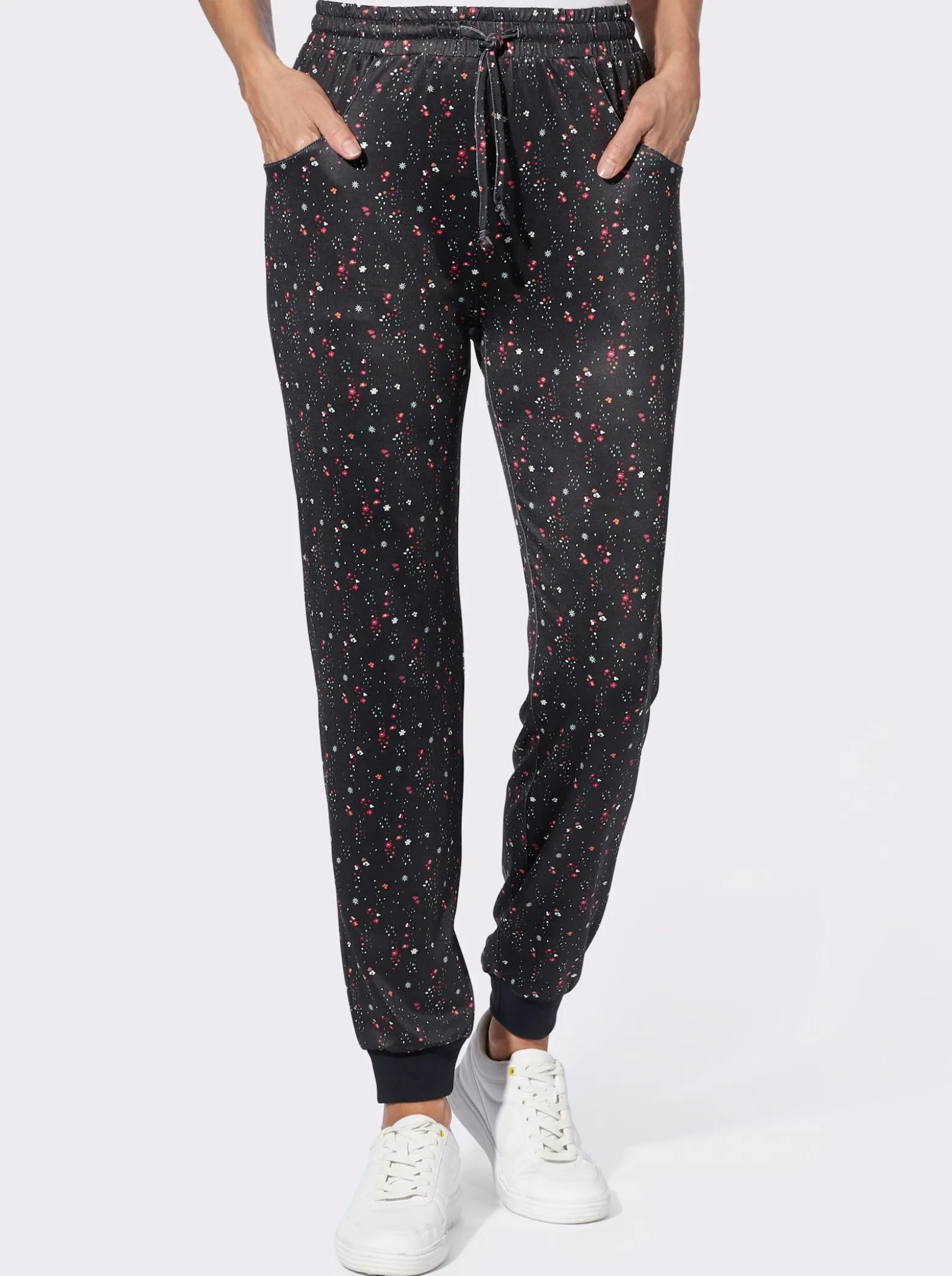 Freizeithose mit Fußbündchen