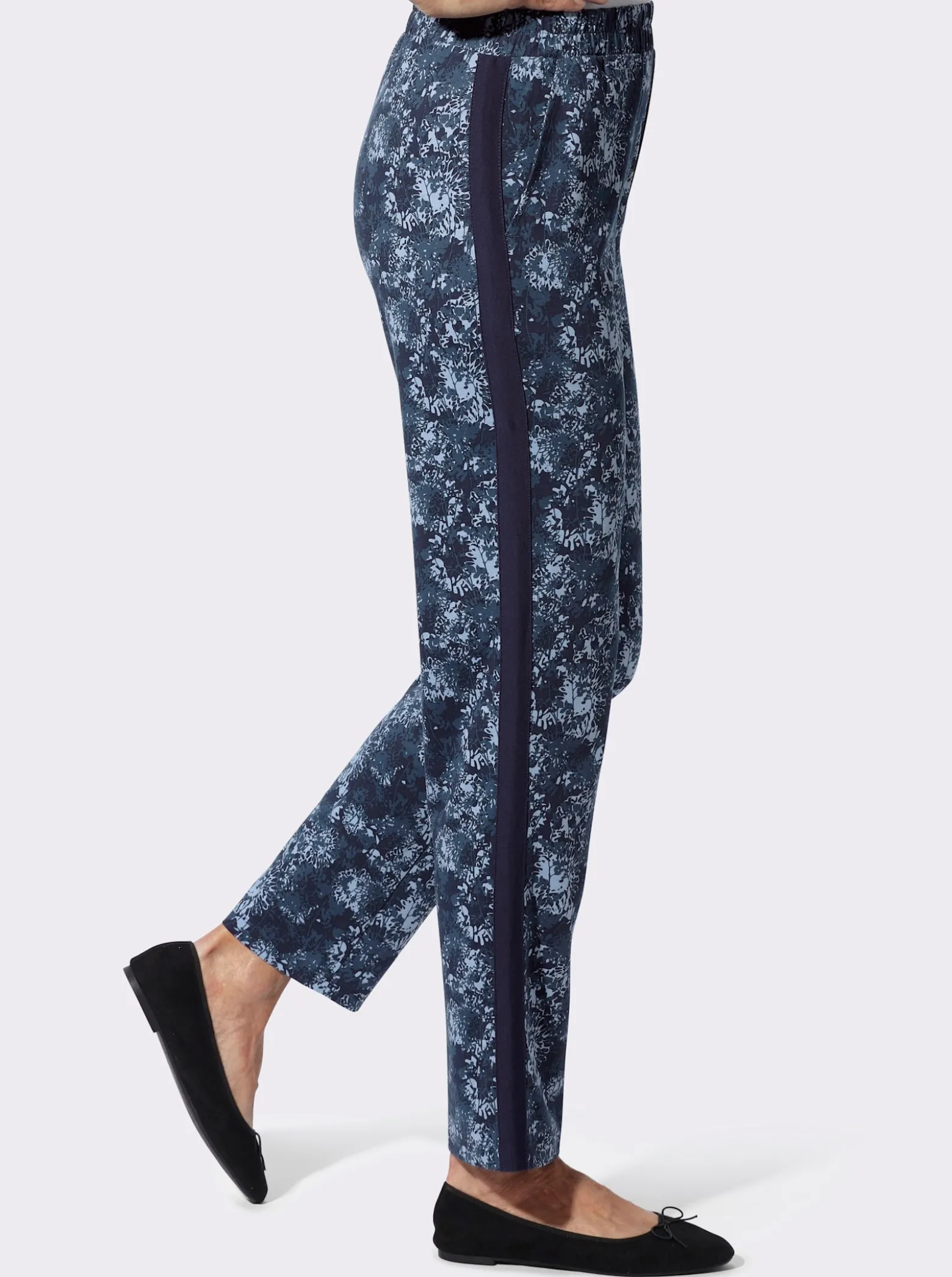 Freizeithose mit Galonstreifen