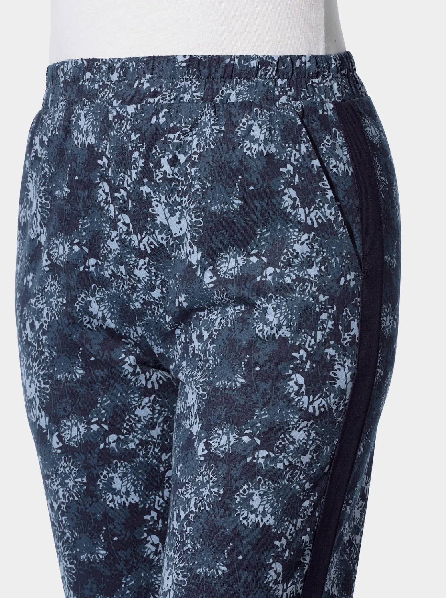 Freizeithose mit Galonstreifen