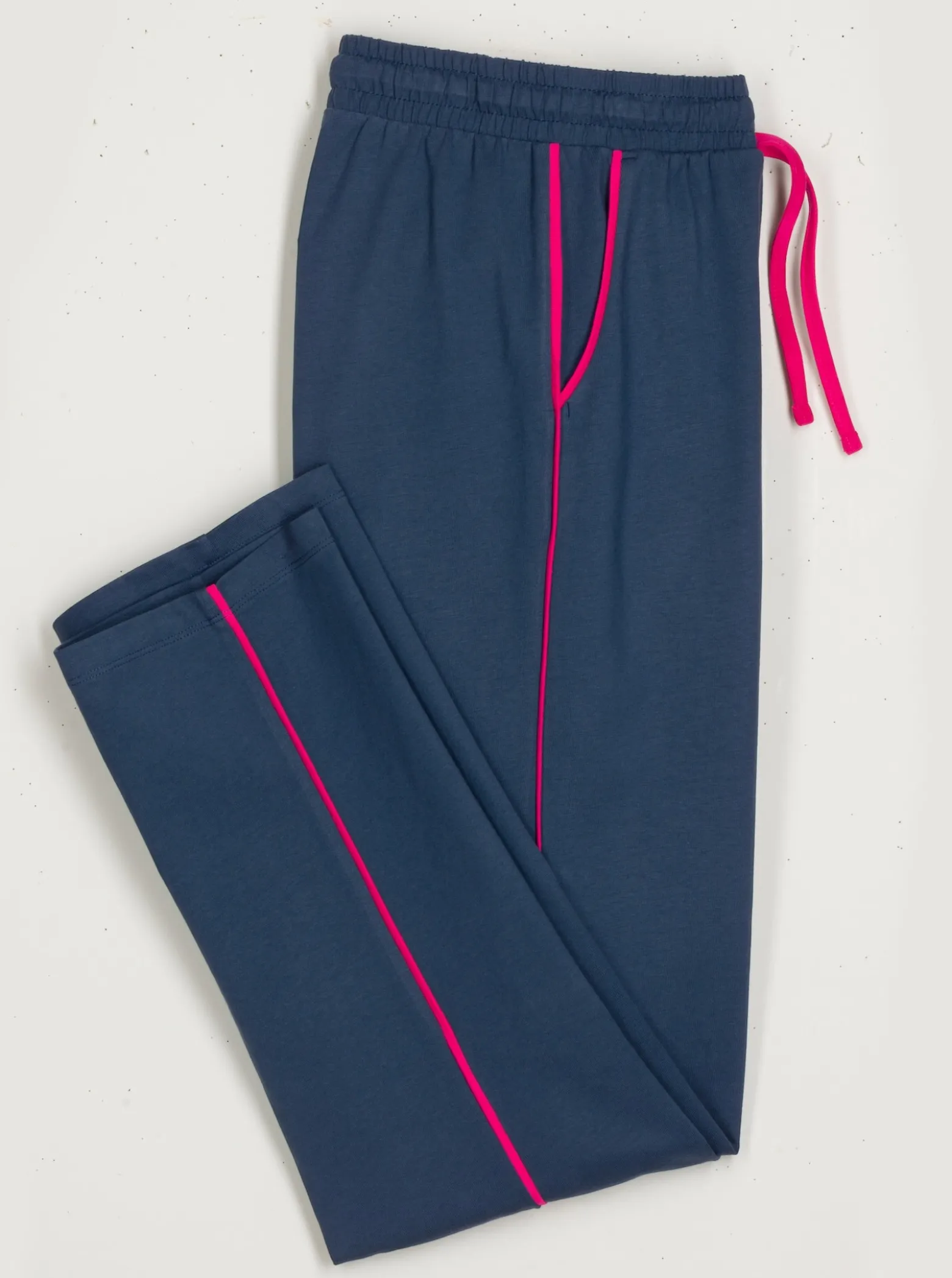 Freizeithose mit Kontrasten