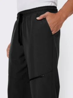 Freizeithose mit Reißverschluss-Tasche