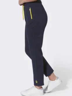 Freizeithose mit Stickerei