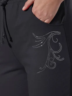 Freizeithose mit Ziersteinchen