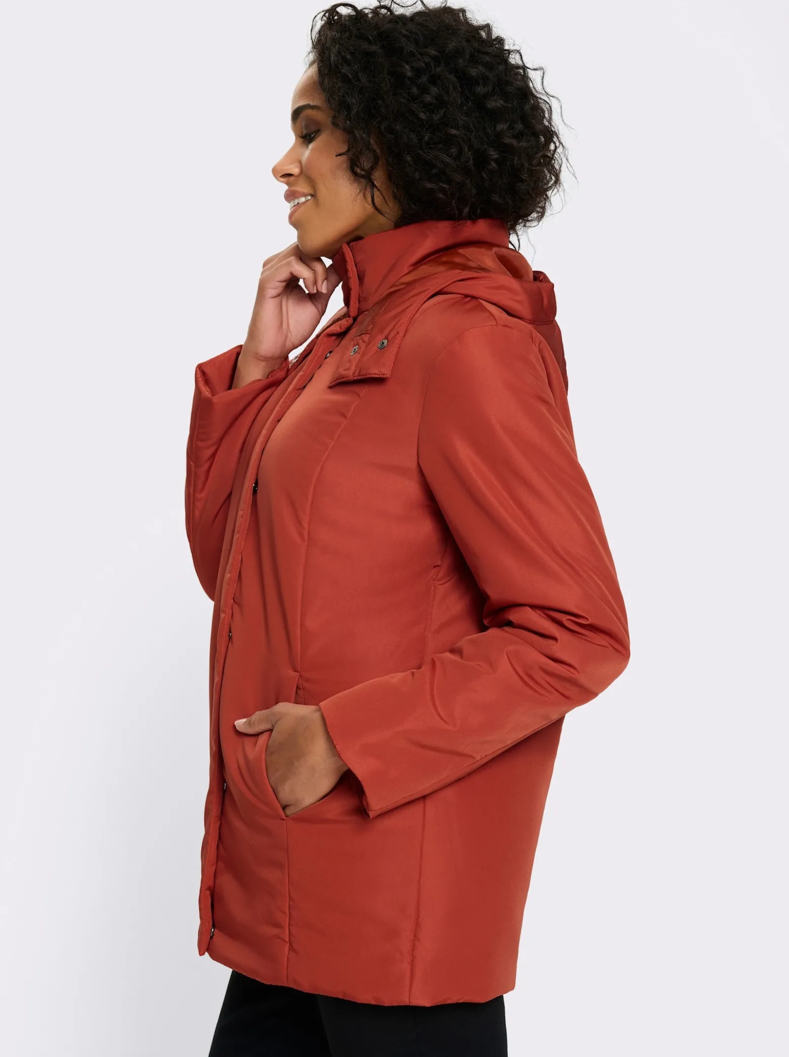 Freizeitjacke mit Kapuze
