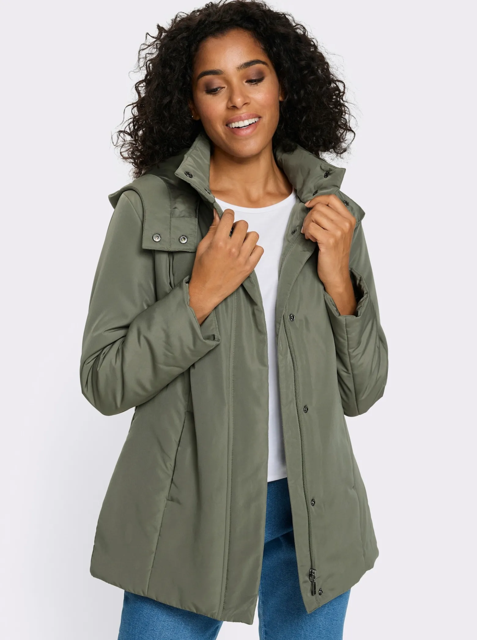 Freizeitjacke mit Kapuze