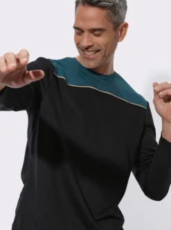 Freizeitshirt in atmungsaktiver Qualität