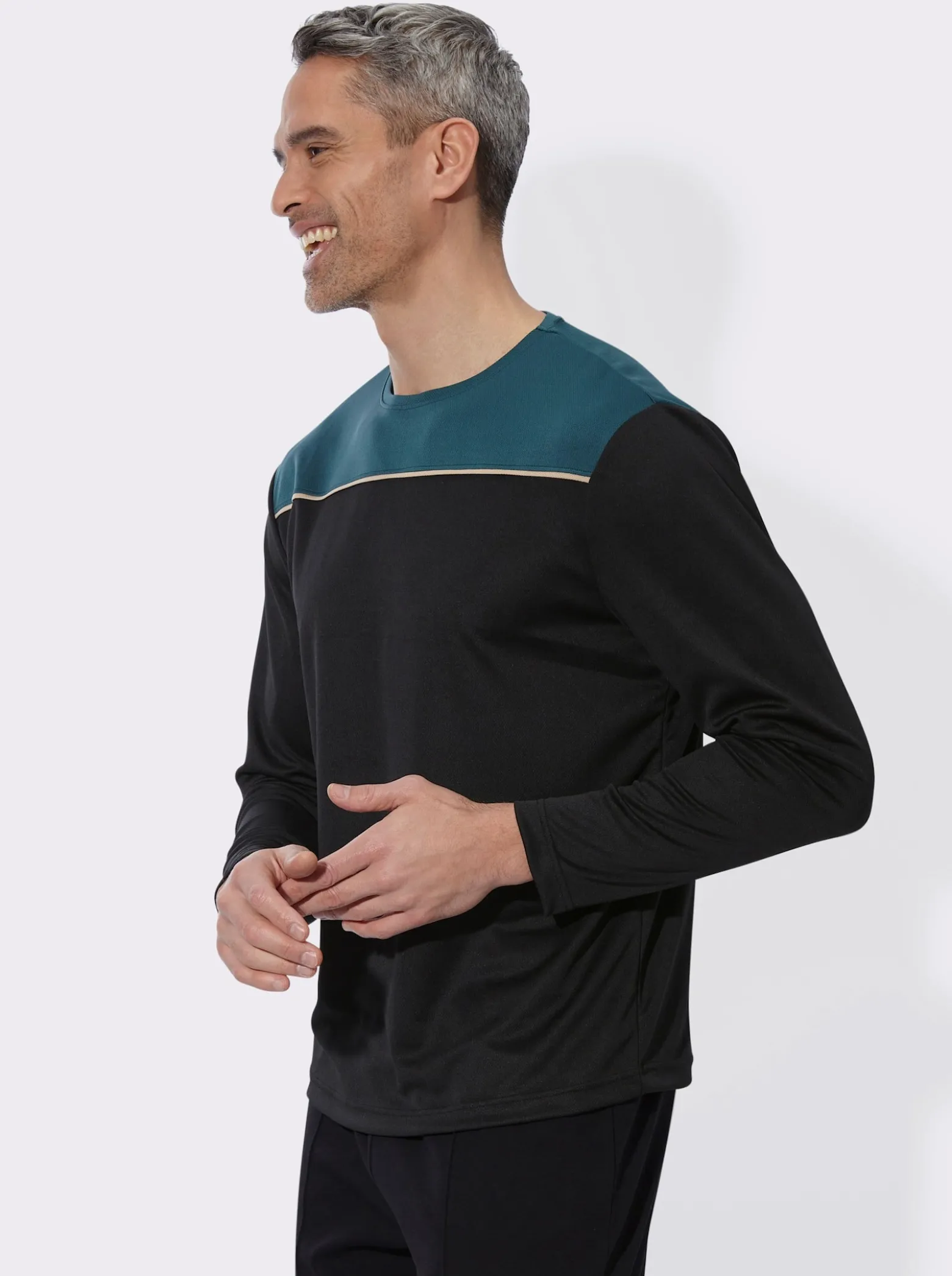 Freizeitshirt in atmungsaktiver Qualität