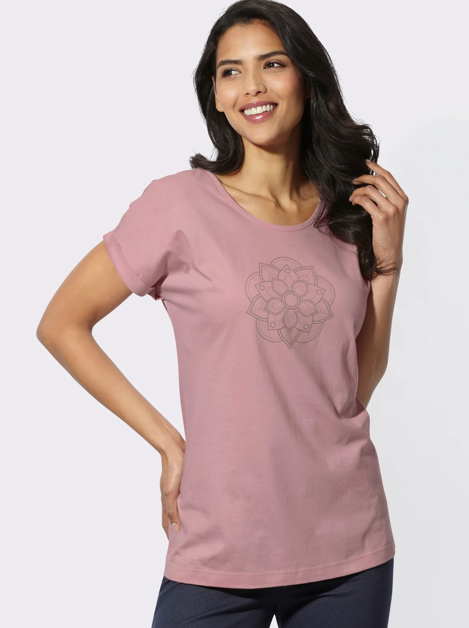 Freizeitshirt mit fixiertem Ärmelaufschlag