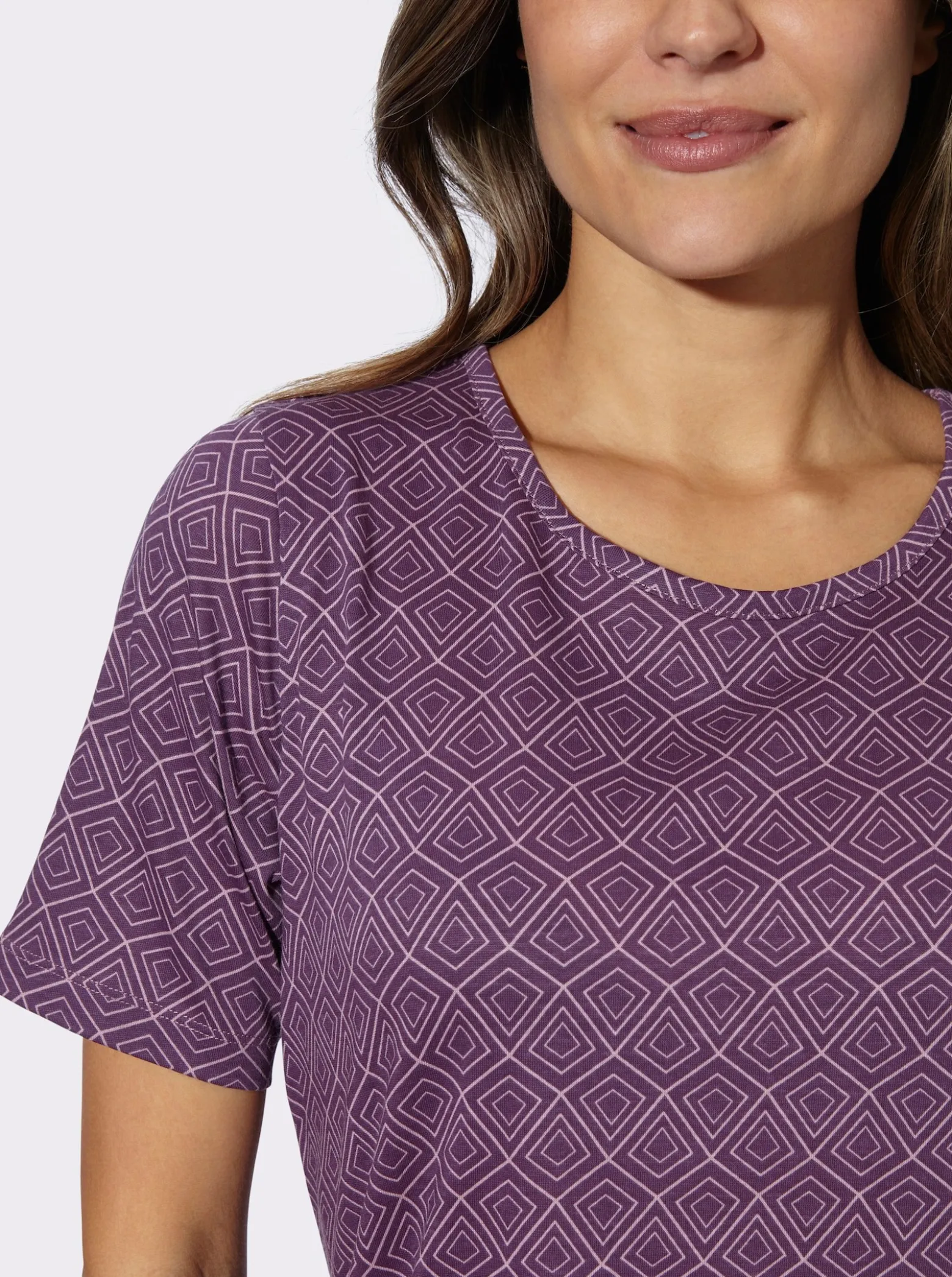 Freizeitshirt mit Grafik-Muster allover