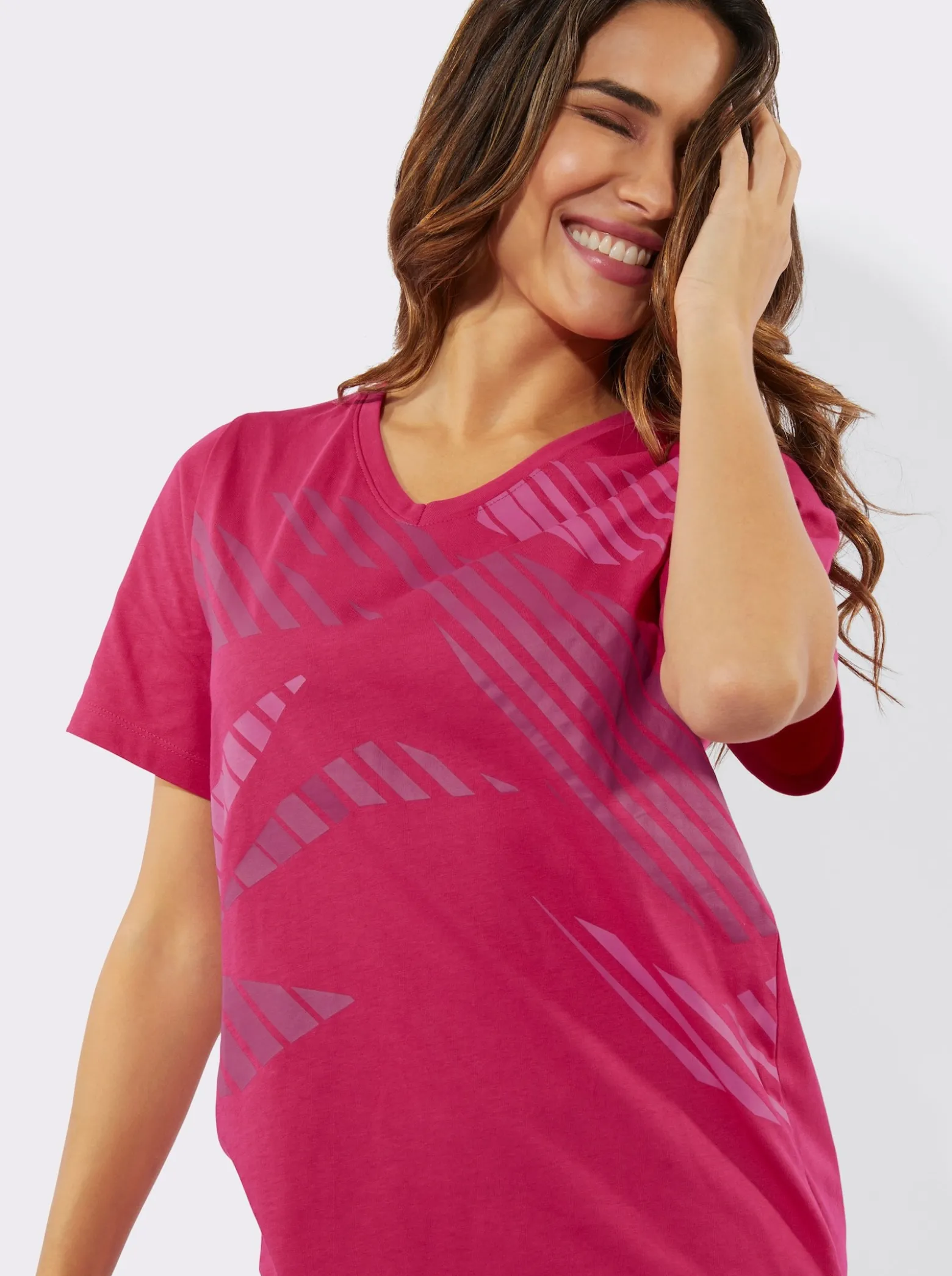 Freizeitshirt mit Seitenschlitzen