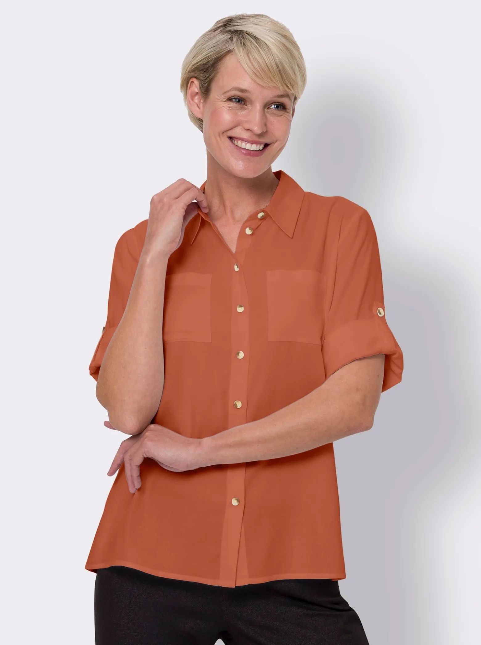 Hemdbluse mit Knöpfen in Horn-Optik