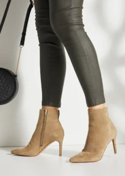 High-Heel-Stiefelette