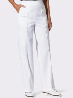 High-waist-Jeans mit weiten Hosenbeinen
