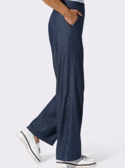 High-waist-Jeans mit weiten Hosenbeinen