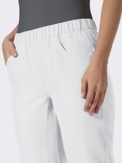 3/4-Hose in Microfaser-Qualität, bestickt