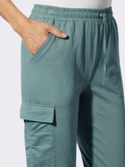 7/8-Hose mit aufgesetzter Pattentasche