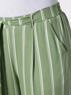 3/4-Hose mit fixiertem Bindegürtel