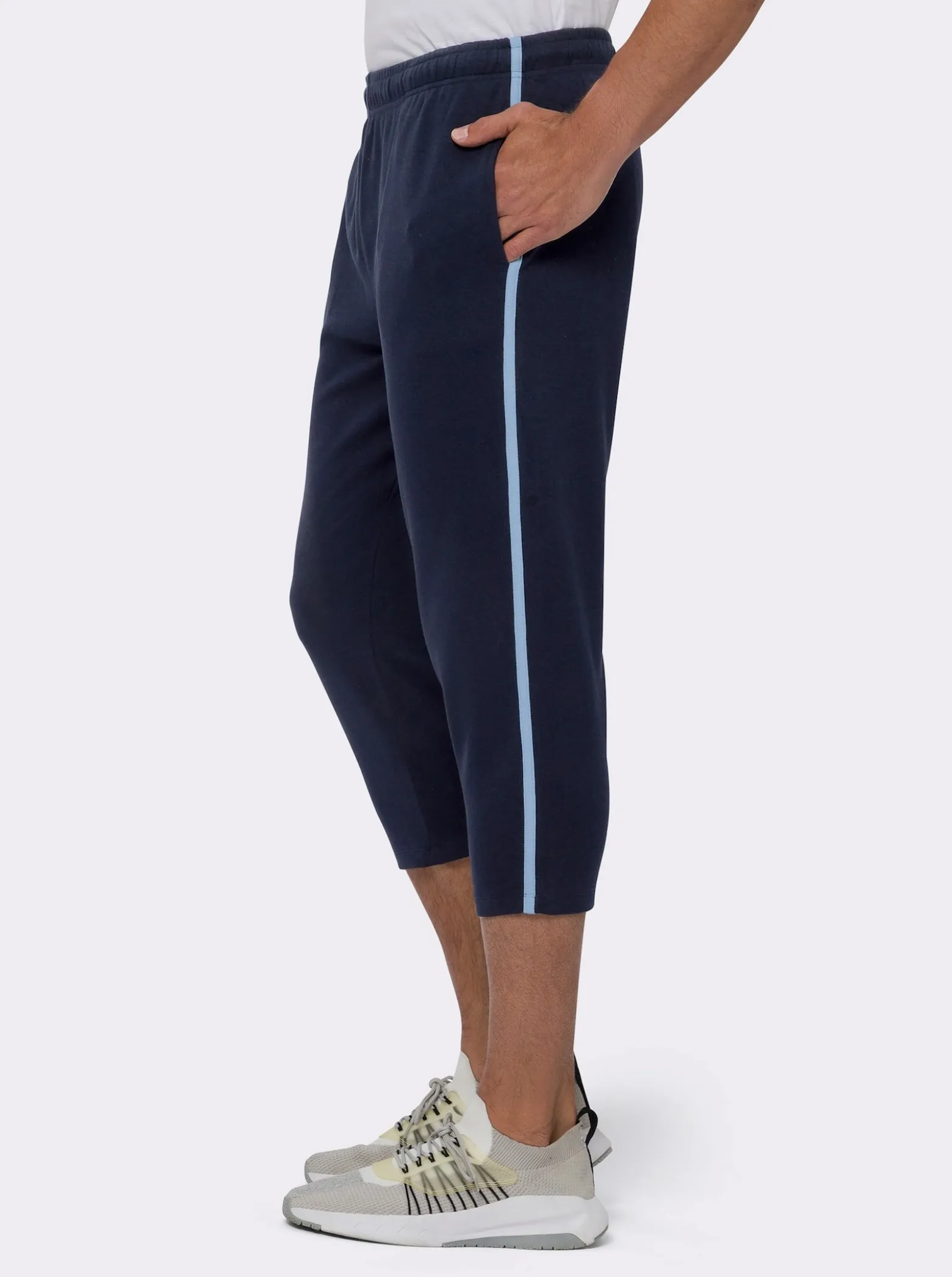 3/4-Hose mit Kontrast-Paspeln