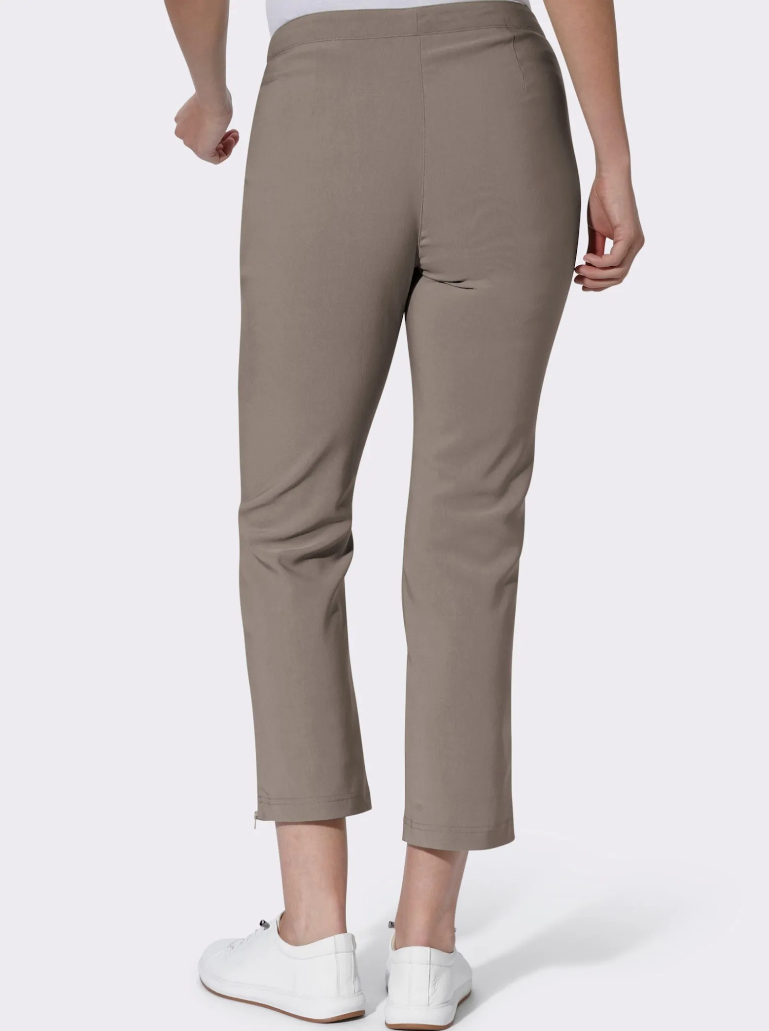 7/8-Hose mit Reißverschlüssen am Saum