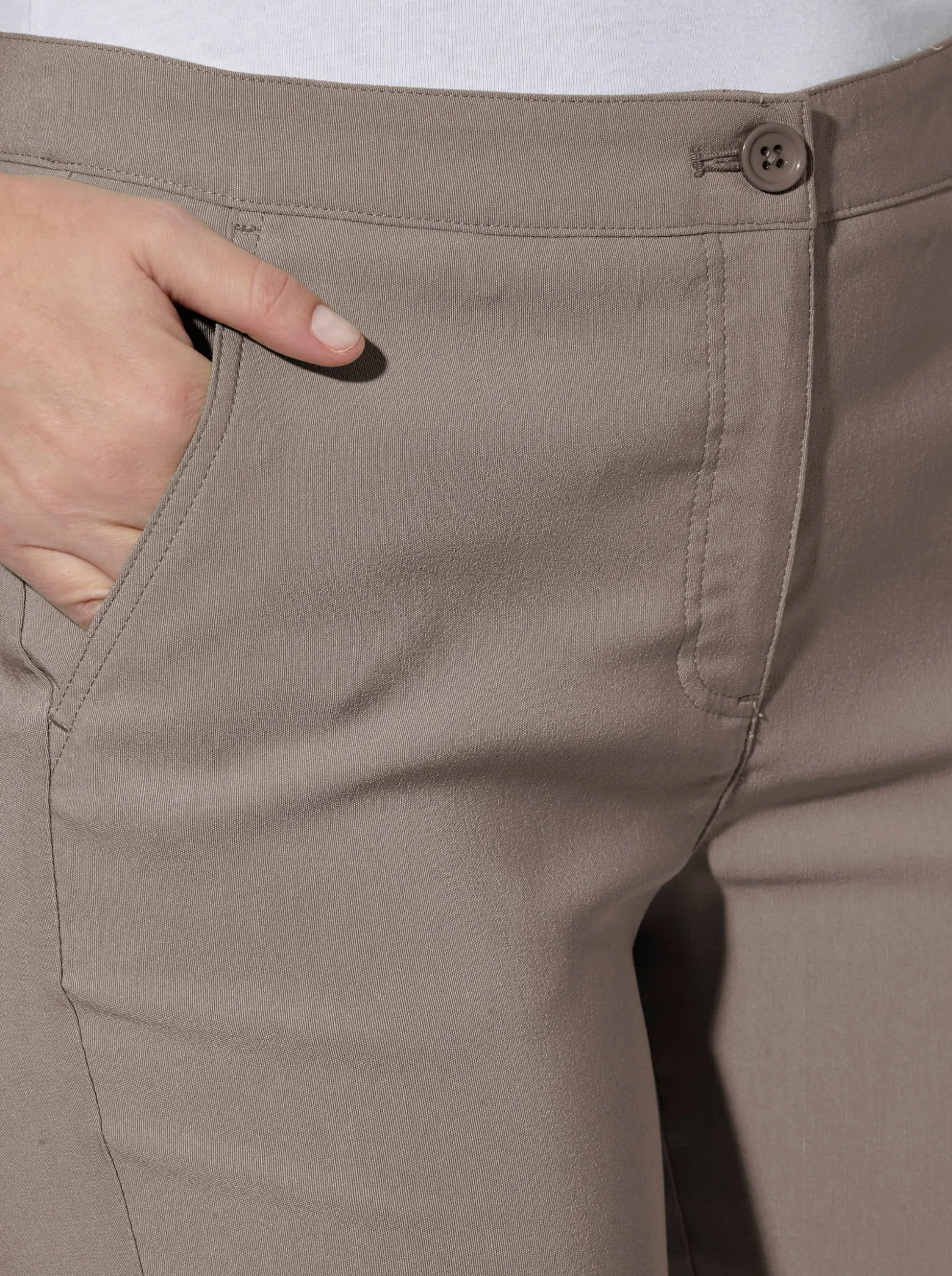 7/8-Hose mit Reißverschlüssen am Saum