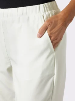 3/4-Hose mit Stickerei