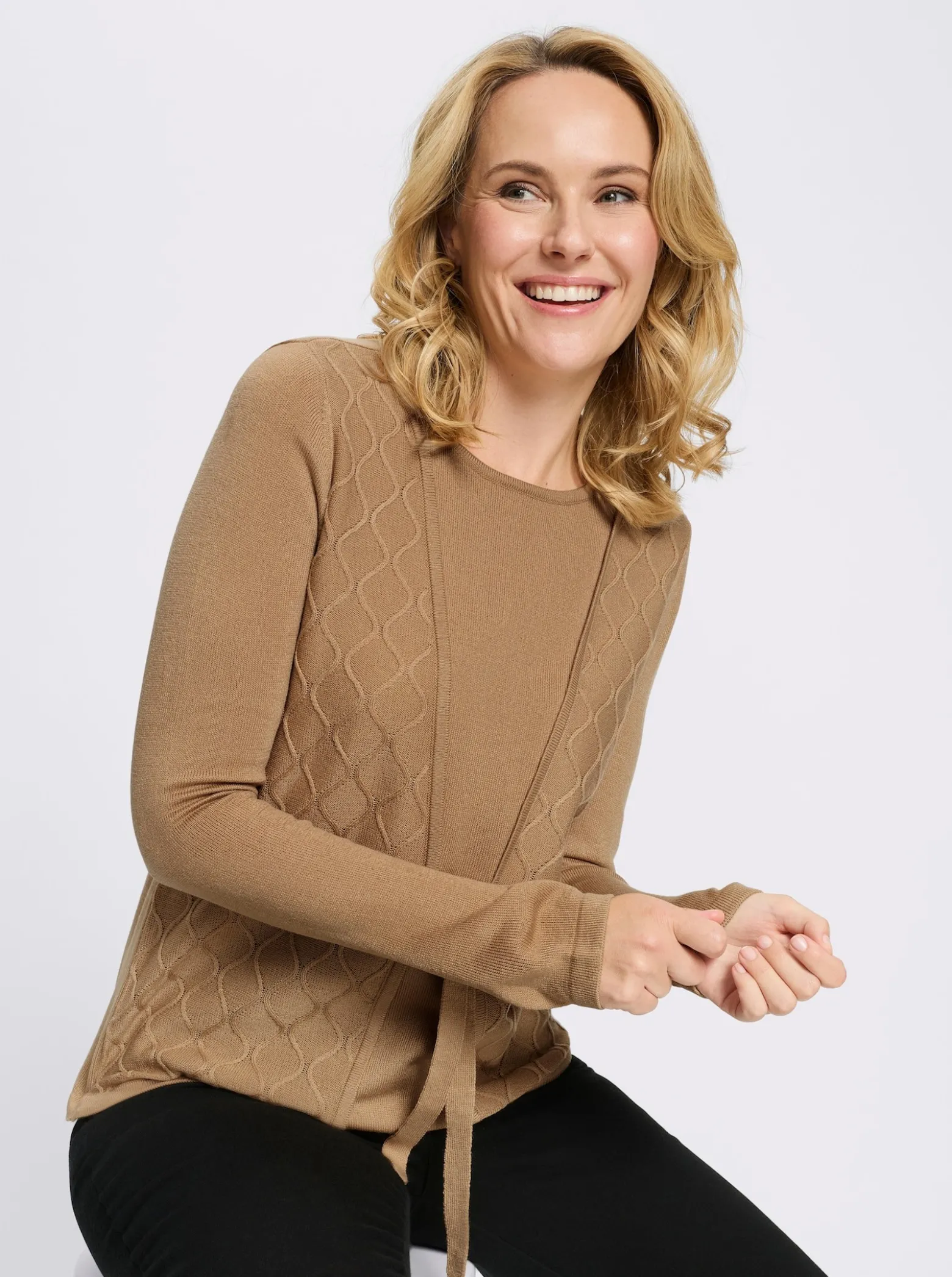 2-in-1-Pullover mit Bindeband