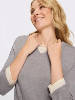 2-in-1-Pullover mit Kontrast-Einsätzen