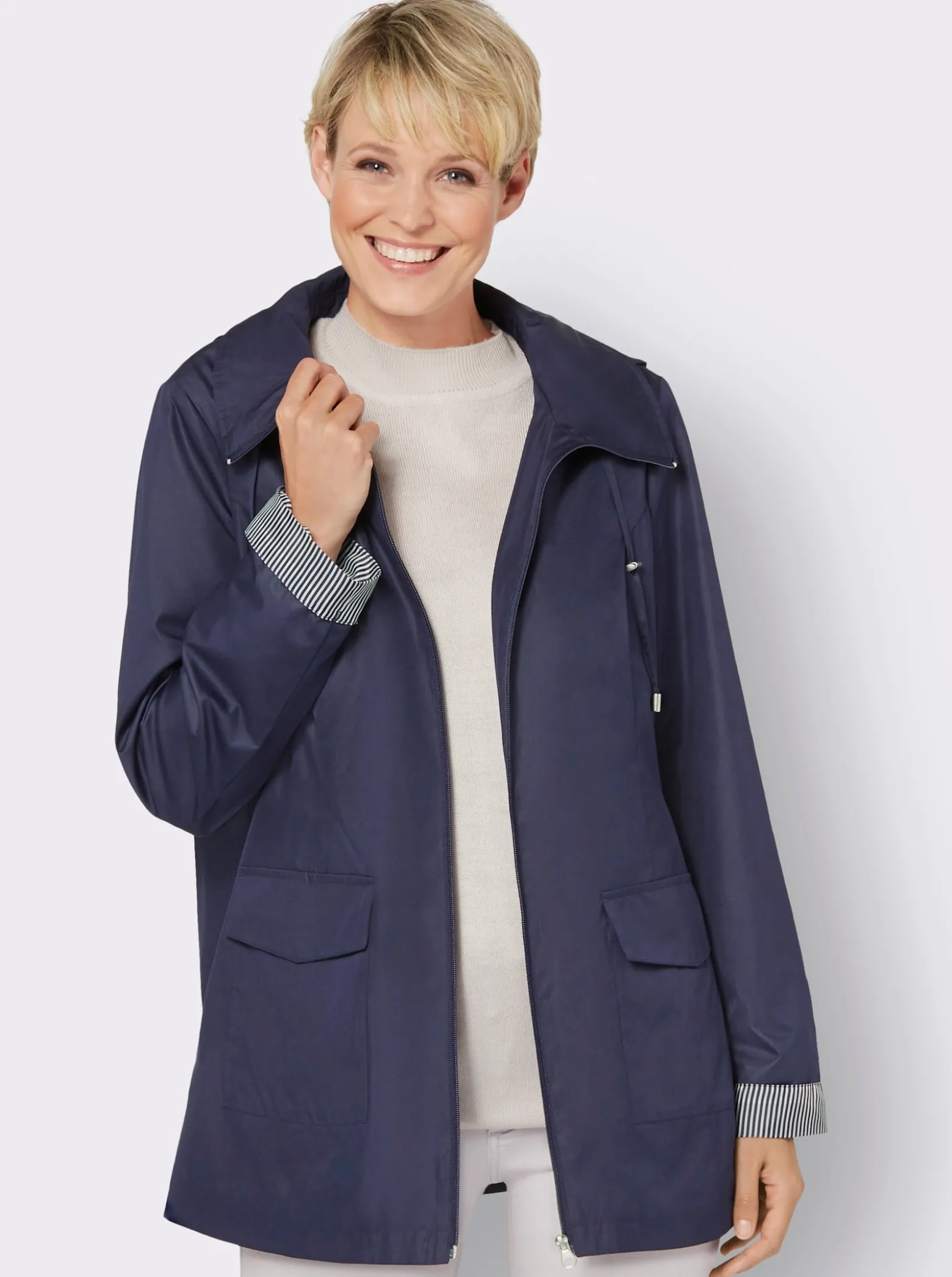 Jacke mit fixiertem Ärmel-Aufschlag