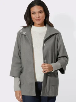 Jacke mit hohem Stehkragen