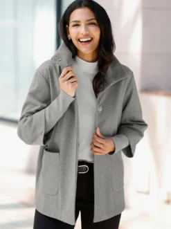 Jacke mit hohem Stehkragen