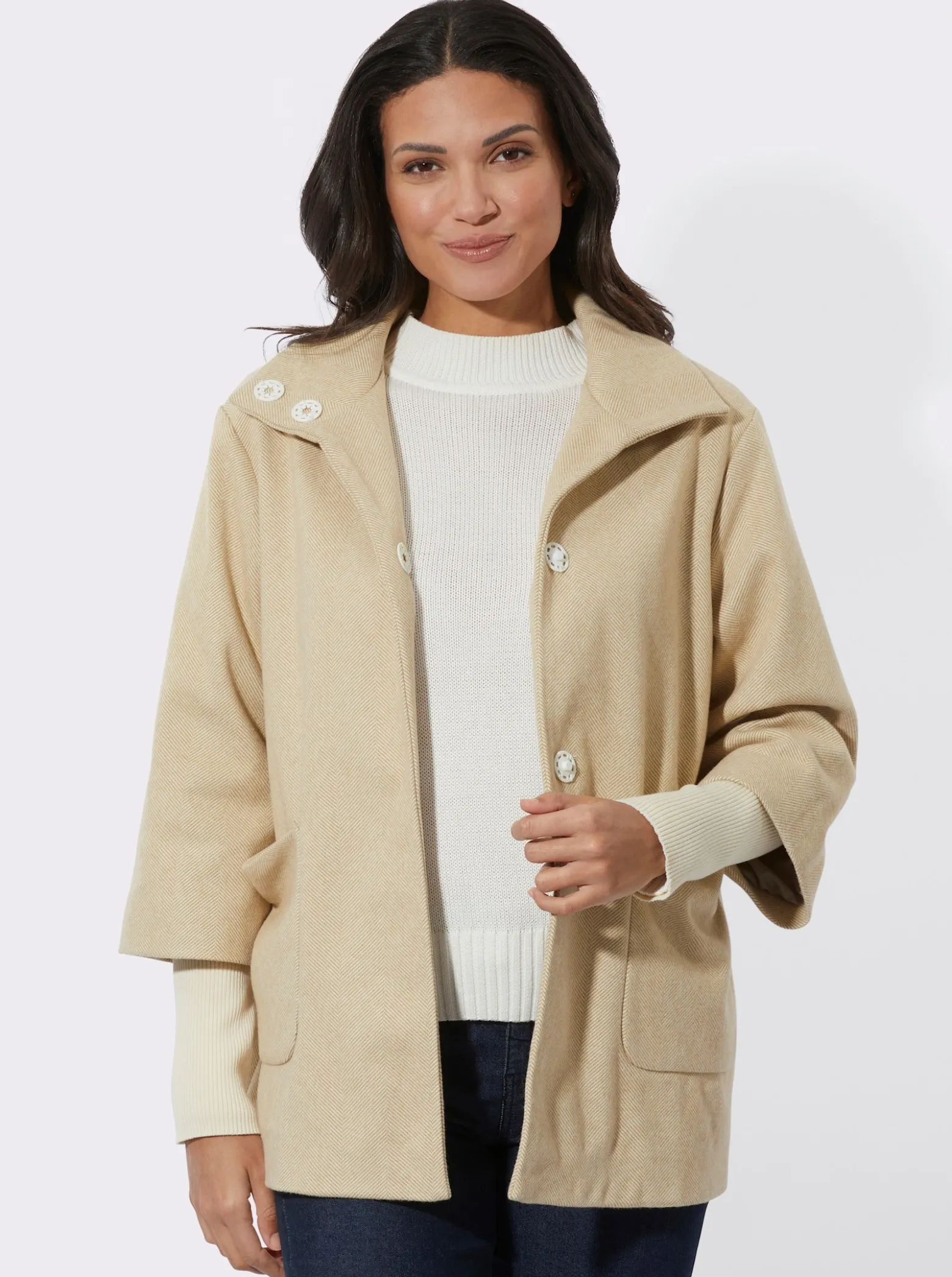 Jacke mit hohem Stehkragen