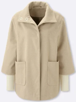 Jacke mit hohem Stehkragen