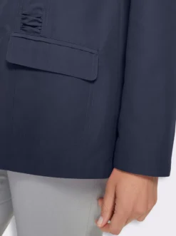 Jacke mit Raffungen im Vorderteil