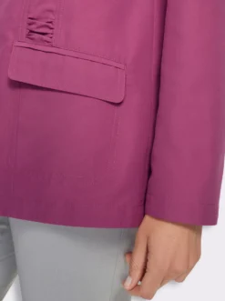 Jacke mit Raffungen im Vorderteil