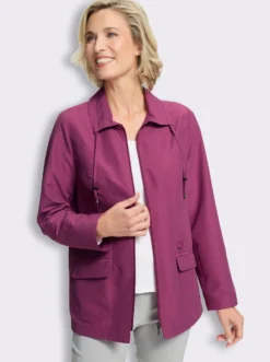 Jacke mit Raffungen im Vorderteil