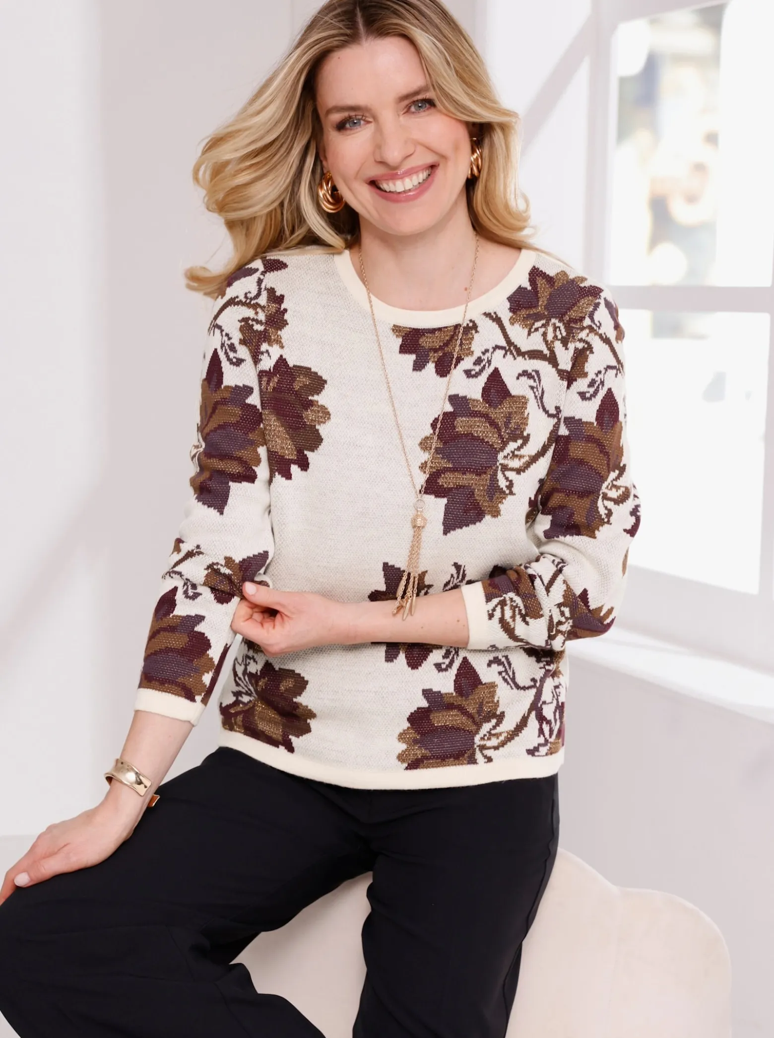 Jacquard-Pullover mit Glanzgarn-Details