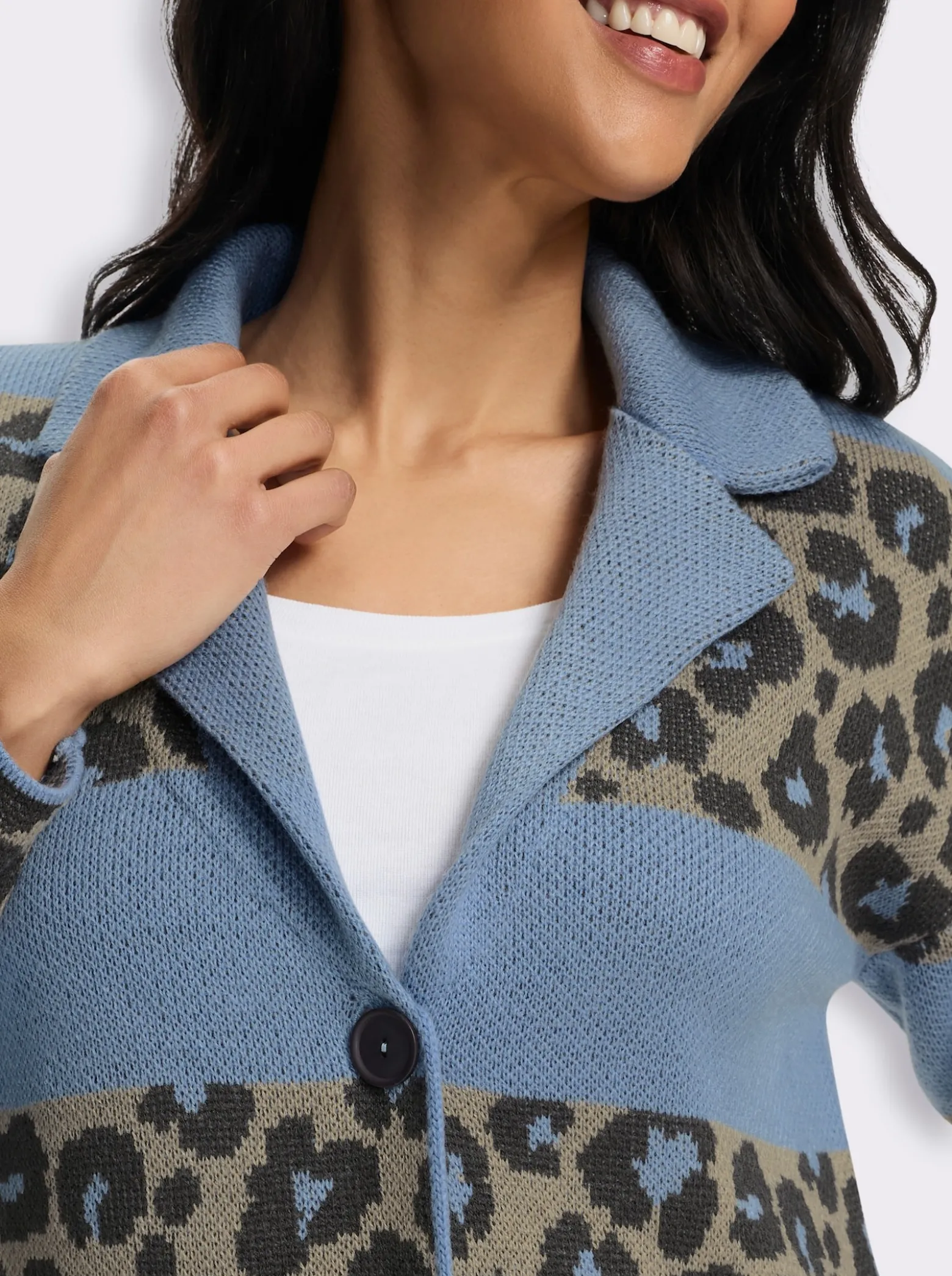 Jacquardstrickjacke im Mustermix