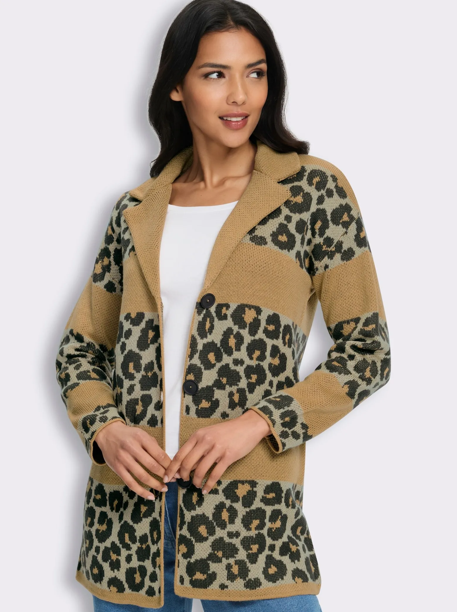 Jacquardstrickjacke im Mustermix