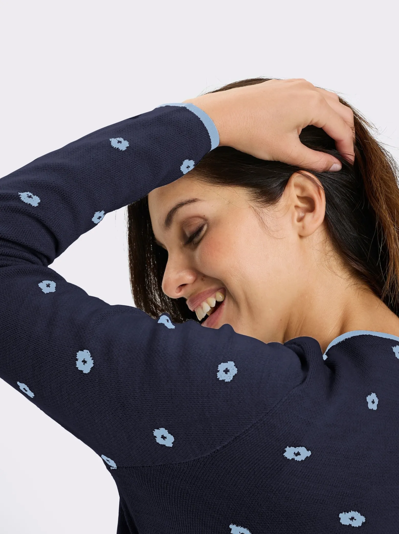 Jacquardstrickjacke im Trachtenstil