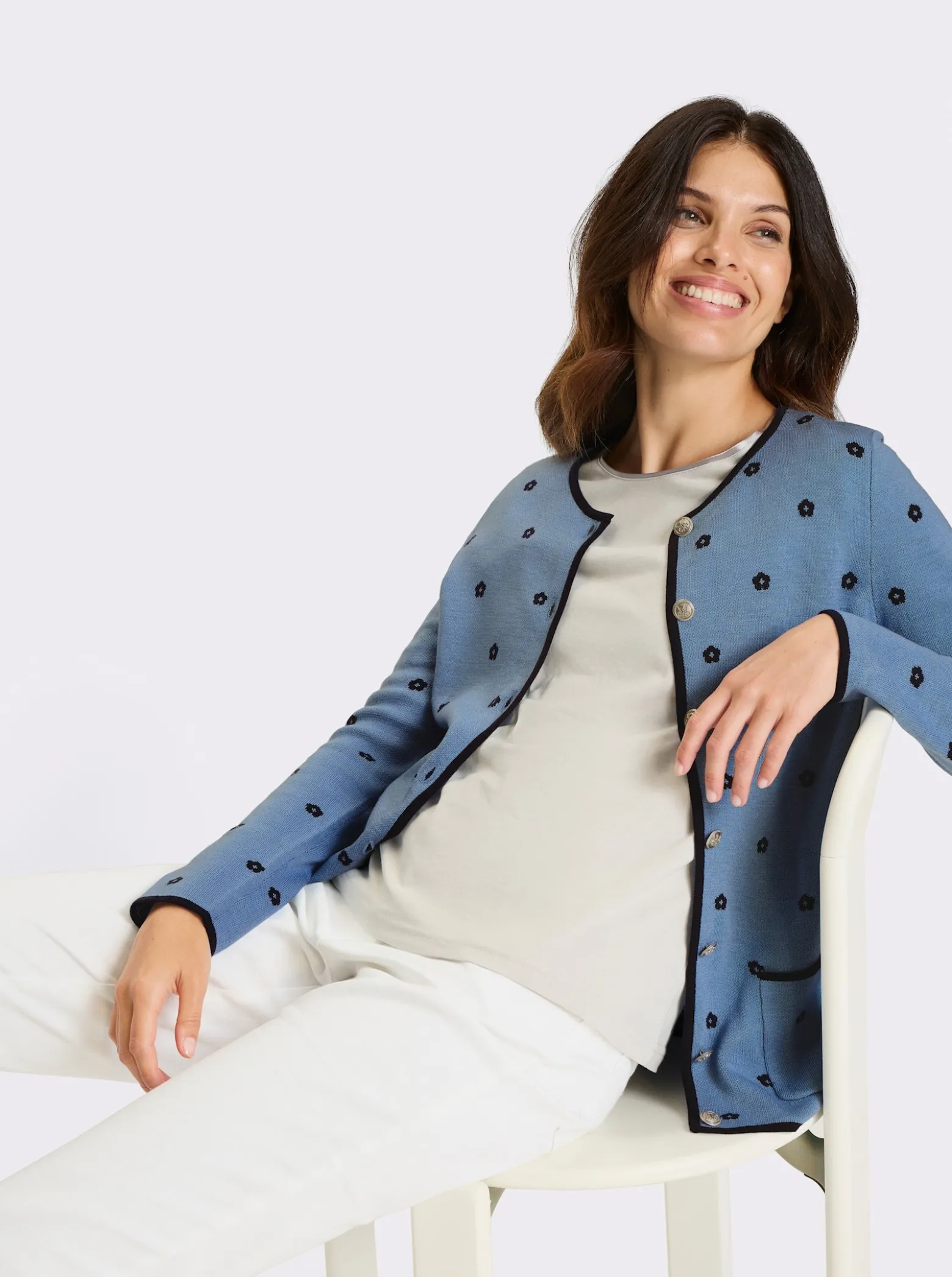 Jacquardstrickjacke im Trachtenstil